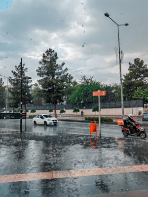 Sağanak Yağmur ve Trafik 📷 / 27077