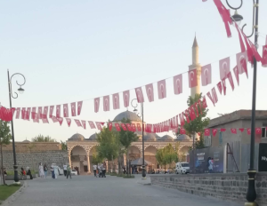 Kurşunlu Cami(Fatih Paşa Camii. Osmanlı'nın Diyarbakır' ı fethedince yaptırdığı ilk cami) / 32007