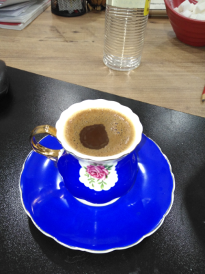 Diyarbakır fincanı ve kahve / 17595