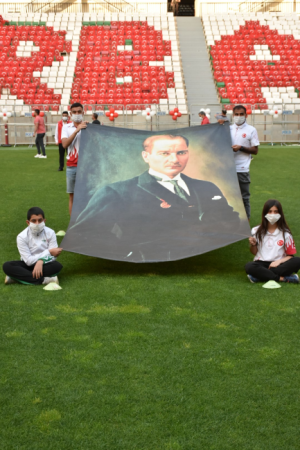 Atatürk Sevgisi Diyarbakır Stadyumu / 10351