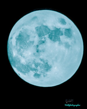 Aqua Moon 🔭 / 12798