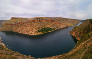 Panoramik Eğil Baraj gölü / 1338