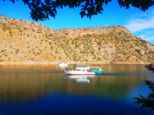 Eğil baraj gölü / 3301