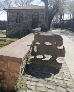 Diyarbakır Müzesi(Aslan figürü Roma İmparatorluğunu sembolize etmektedir.) / 32036