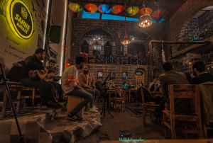 Harabe Konak-Ultra Geniş Açıda 📷 Tarihi Taşevlerden birinde açılan güzide bir Cafe 📷 / 10067